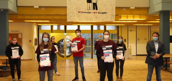 Bild zu BUNT-STARK-KULTURELL