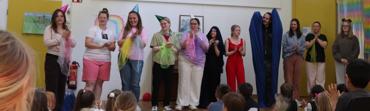 Gefühle, so bunt wie Konfetti Berufsbildungszentrum Bad Oldesloe