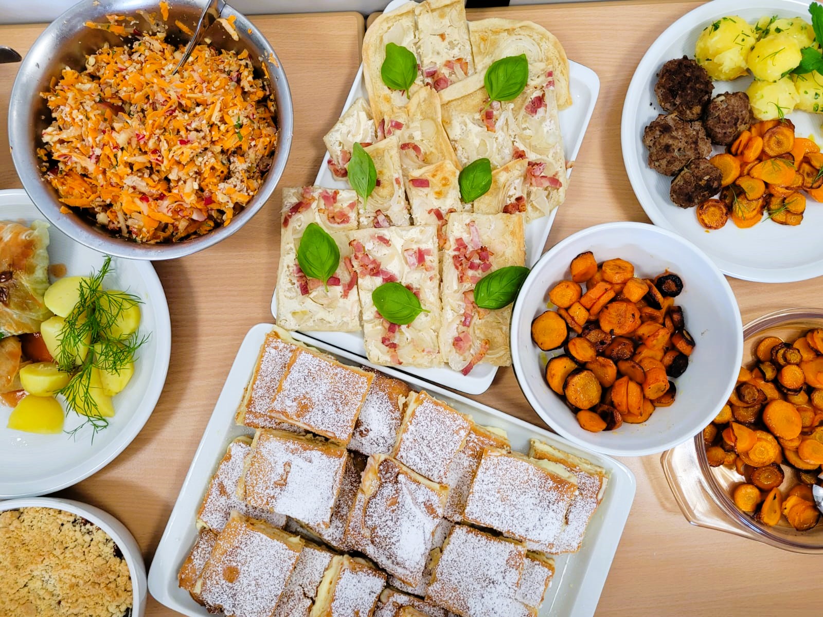 Die Vielfalt der deutschen und polnischen Küche – Guten Appetit! Die Vielfalt der deutschen und polnischen Küche – Guten Appetit!