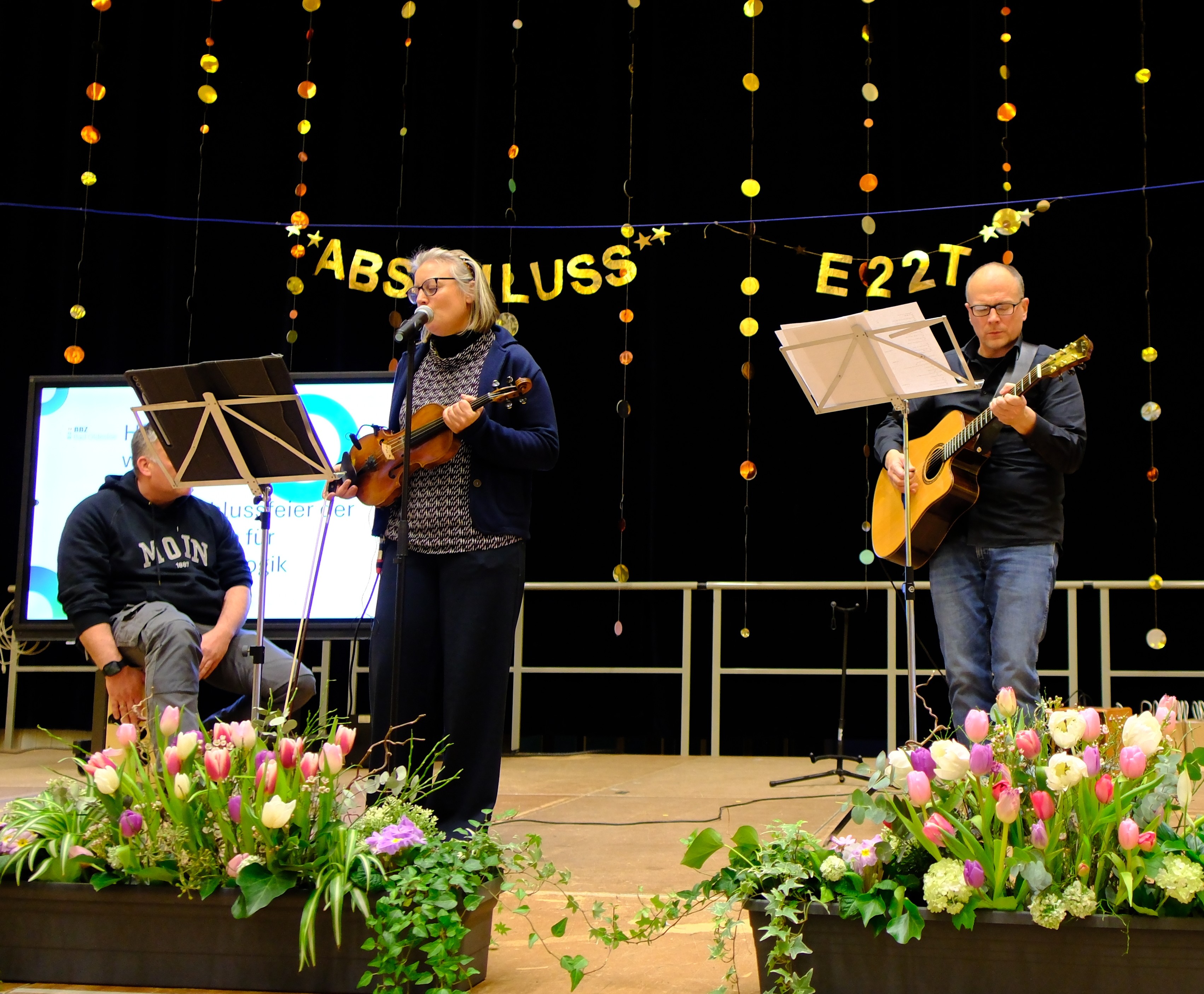 Musikalischer Beitrag von K. Broosch, G. Milbradt und J. Michels