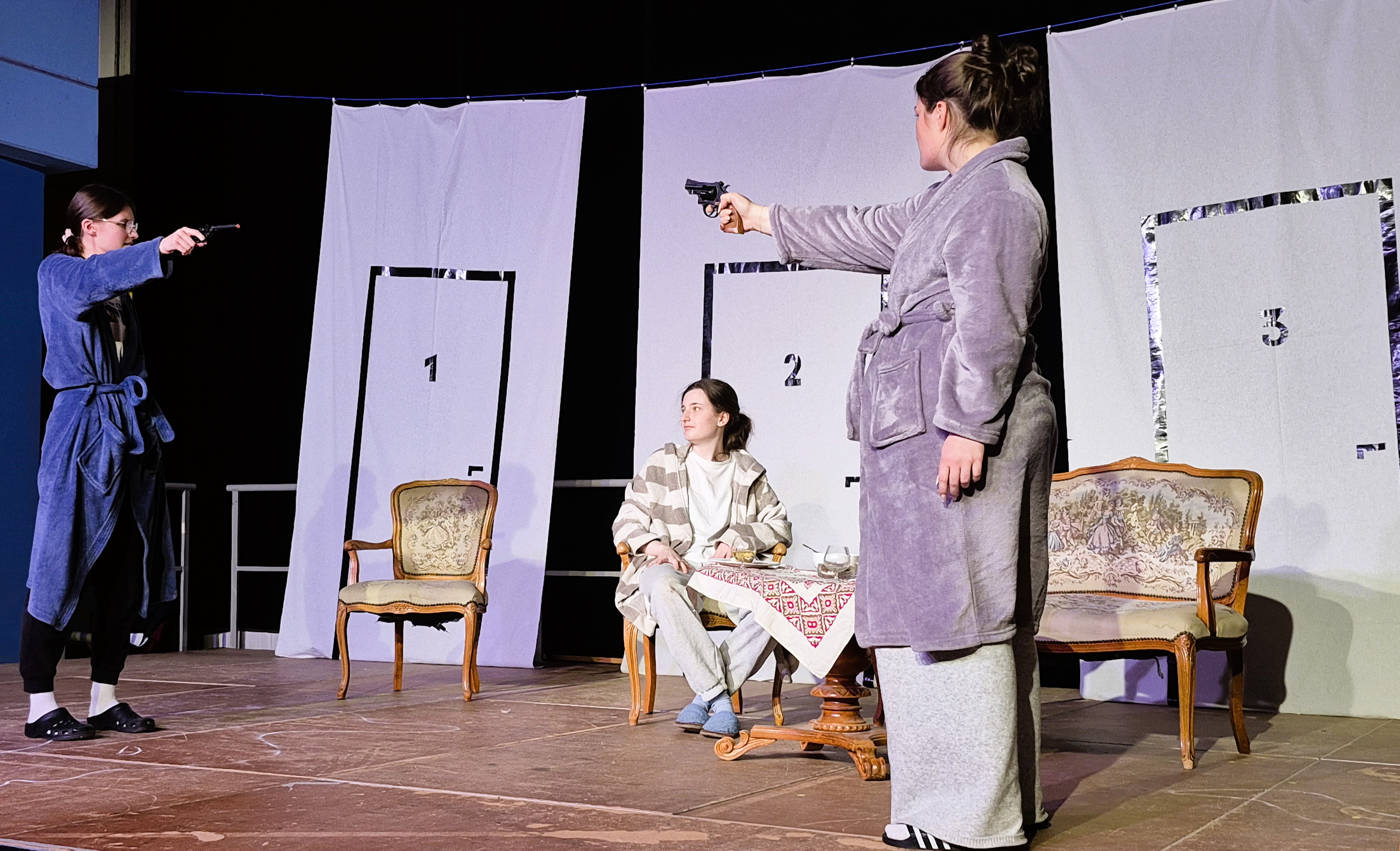 Nervenkitzel – Hinter dem scheinbaren Irrsinn verbirgt sich ein gefährliches Geheimnis